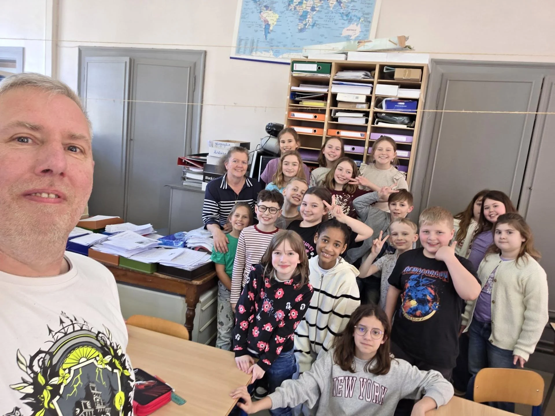 653712425 10243470519525483 3401640863177566428 n